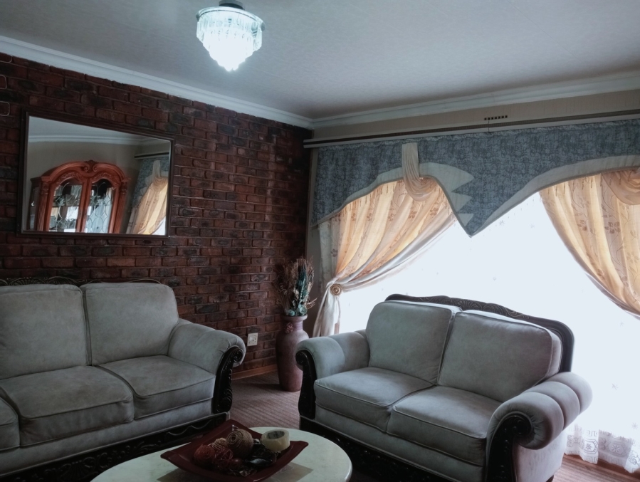 3 Bedroom Property for Sale in Riebeeckstad Free State